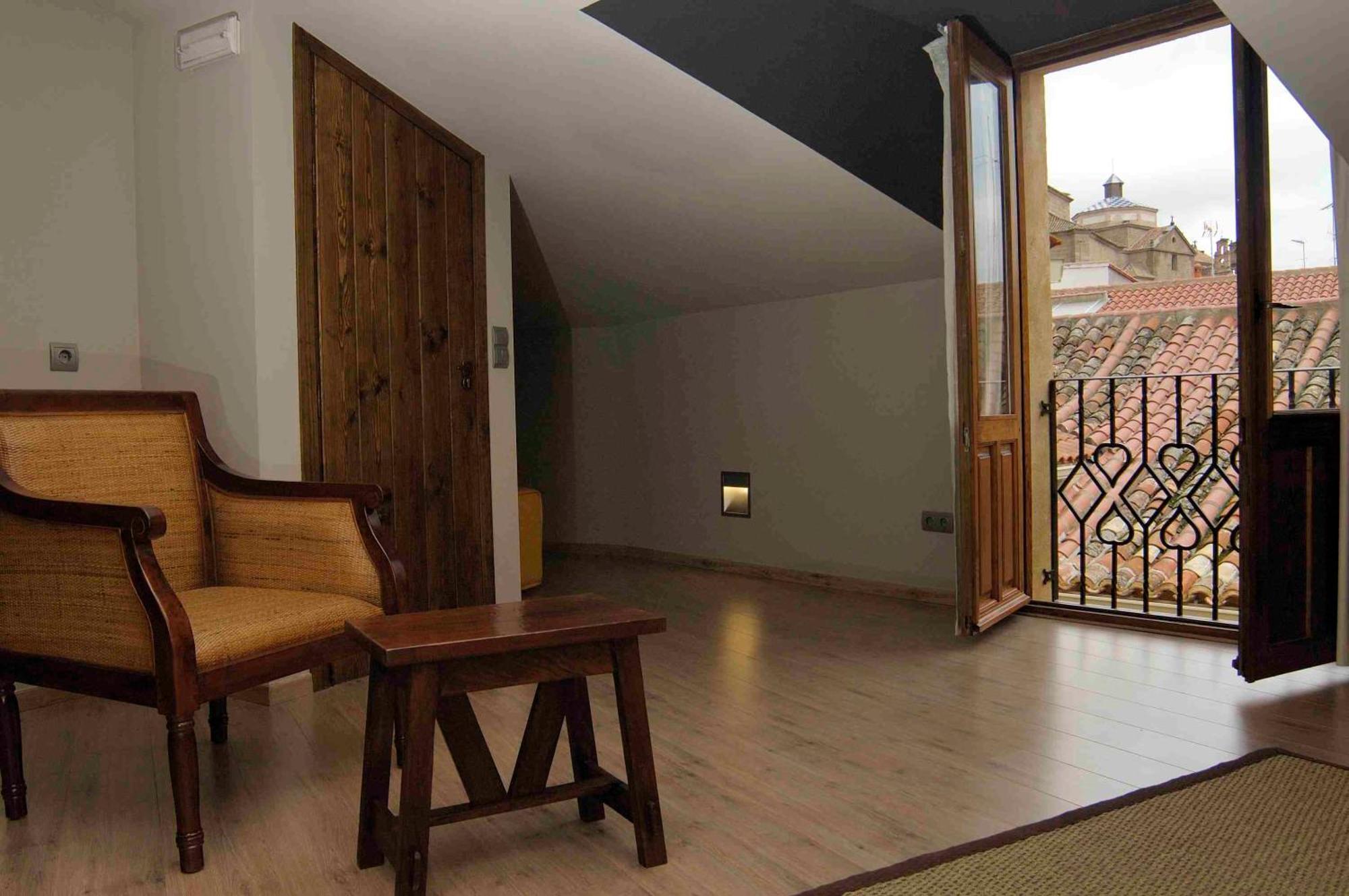 Casa Rural La Botica オロペサ エクステリア 写真