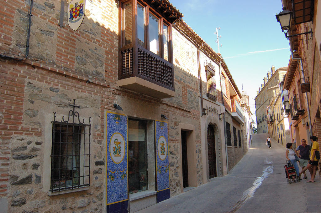 Casa Rural La Botica オロペサ エクステリア 写真
