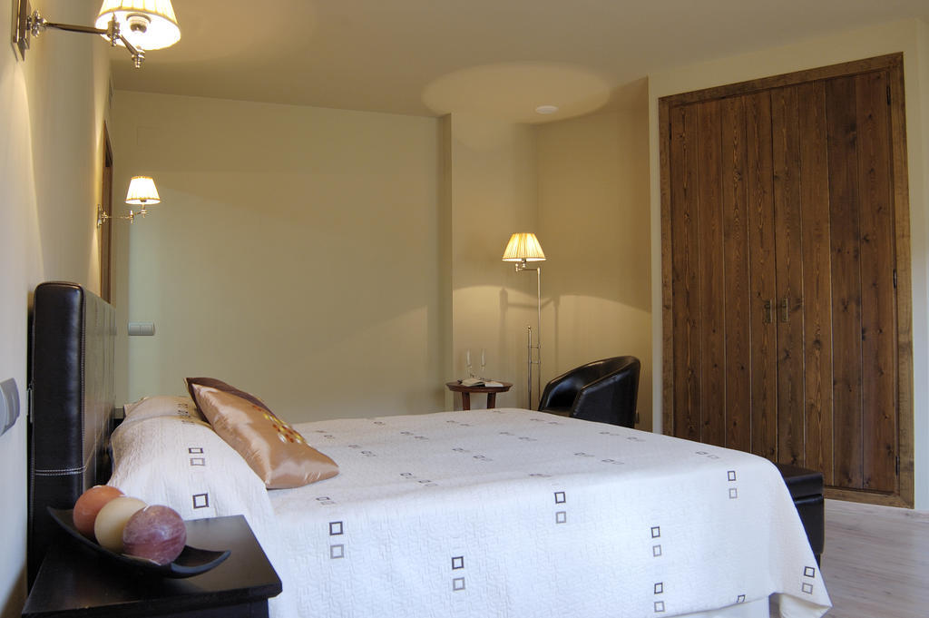 Casa Rural La Botica オロペサ 部屋 写真